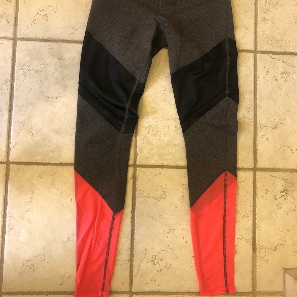 ALO Yoga leggings